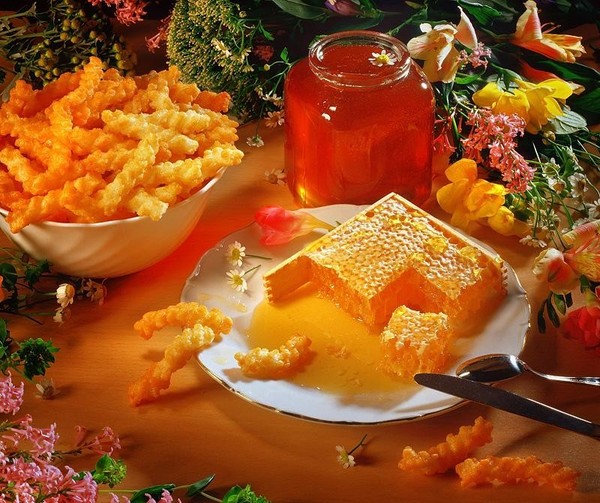 Honey Spas 2016 - history, traditions, signs, conspiracies, rituals, prayers, congratulations on a holiday in verse, sms-congratulations, pictures