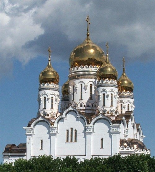 Wedding ceremony in the Orthodox and Catholic churches