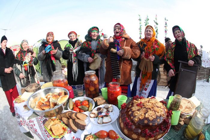 Songs on Pancake Day: texts of Russian folk oil songs