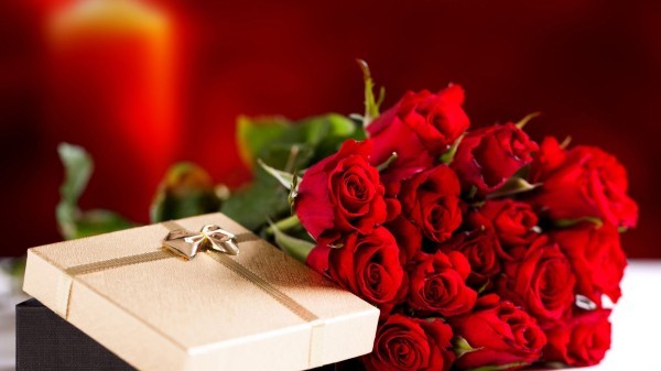 Valentine's Day 2016: original gift ideas and best congratulations