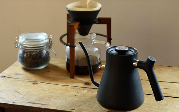 Gift for aesthetes: "intelligent" coffee maker Stagg Ekg