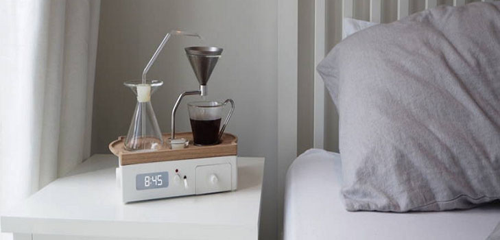 Gift for coffeemakers: alarm-coffee maker Barisieur
