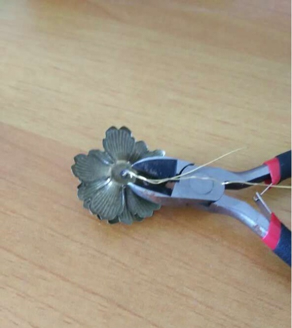 bring our hairpin to perfection cut off excess wire