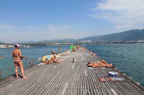 What will the weather be like in Gelendzhik in September 2016? Forecast of the hydrometeorological center on the weather and water temperature in Gelendzhik for September and reviews of tourists