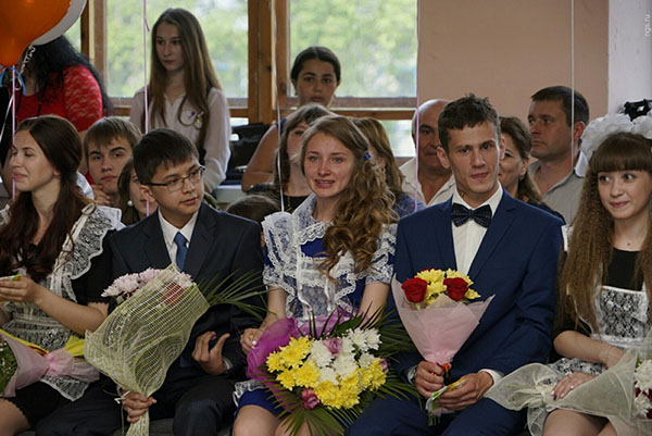 Beautiful congratulations on the Graduation in 2017 for the 9th and 11th grades