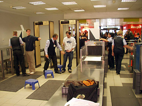 The rules for carrying baggage in a plane