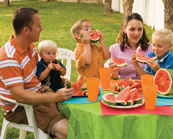 Different signs of the zodiac in family life: Who is a family man by the stars