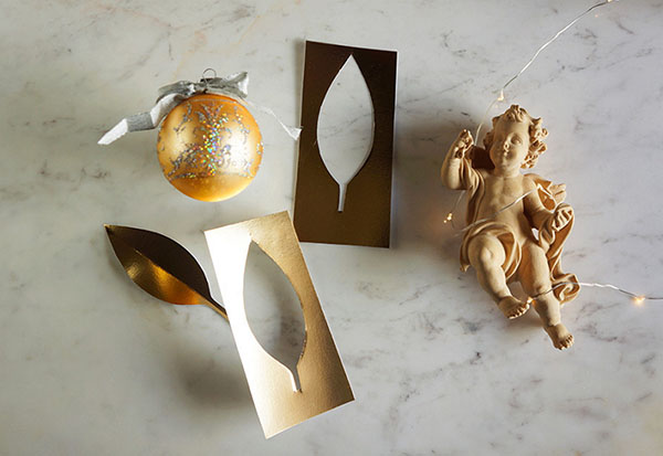 Christmas wreath: a beautiful gift with your own hands