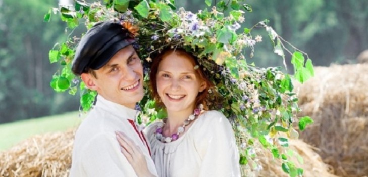 Russian traditions of weddings and matchmaking of the bride, rituals and customs
