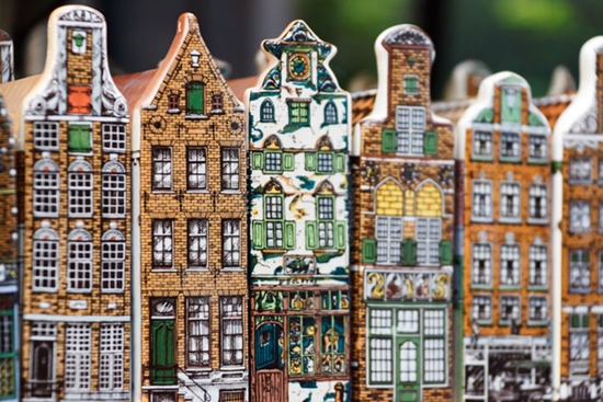 With the world in a thread: what to bring from Holland