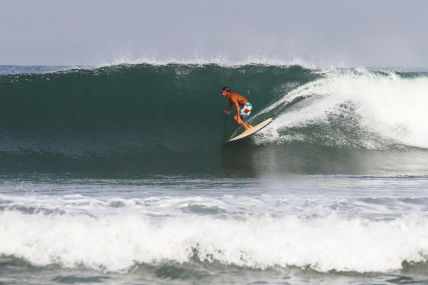 Surfing: the freedom to be yourself
