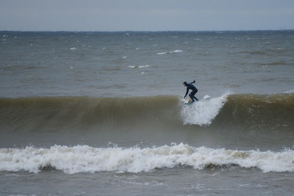 Surfing: the freedom to be yourself