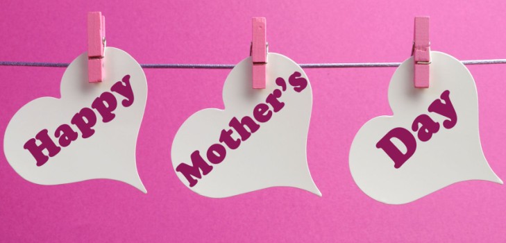 Sms with Mother's Day - short, funny, in verse and prose. Congratulatory messages to mom, sister, girlfriend, mother-in-law, familiar women
