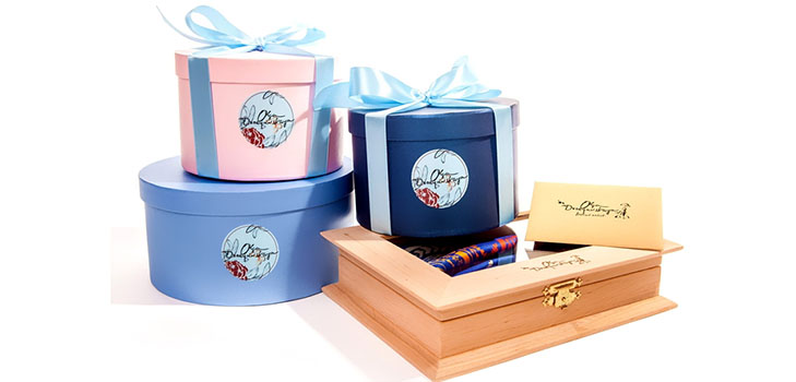 TOP-4 stylish gifts for March 8 for a girl, mom, wife and girlfriend