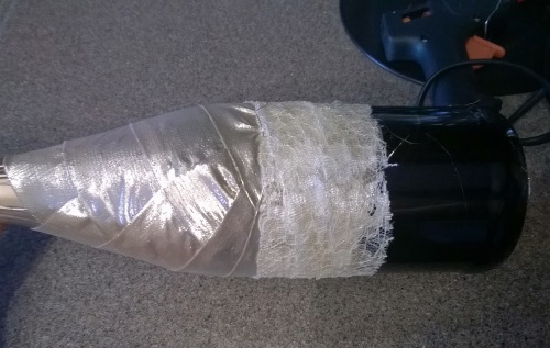 Decorating wedding champagne with your own hands