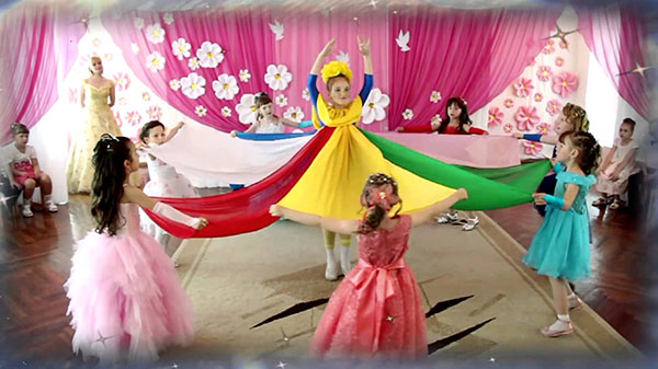 Sincere congratulations on Graduation in kindergarten 2017