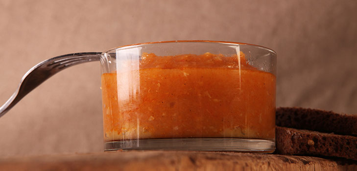 Adjika from zucchini for the winter: step-by-step recipes of the blank with a photo