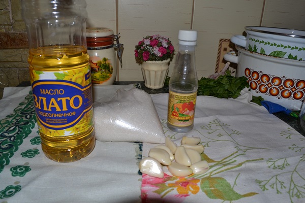 Adjika from zucchini for the winter: step-by-step recipes of the blank with a photo