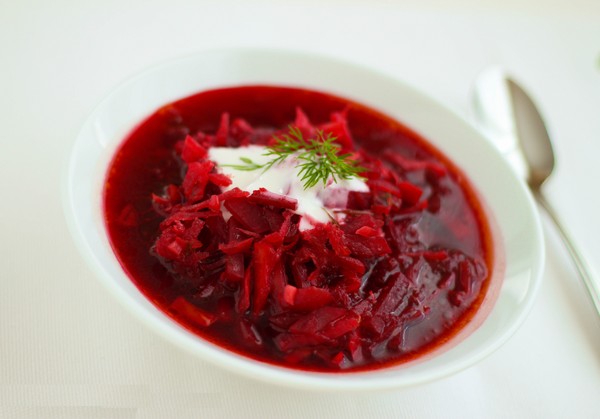 Borsch for the winter in cans, recipes for preparations with beets and cabbage, tomato paste and without it