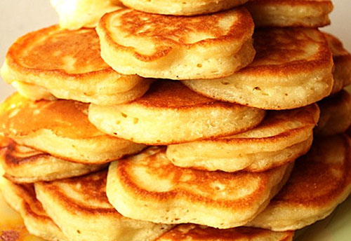 Wonderful pancakes with yogurt
