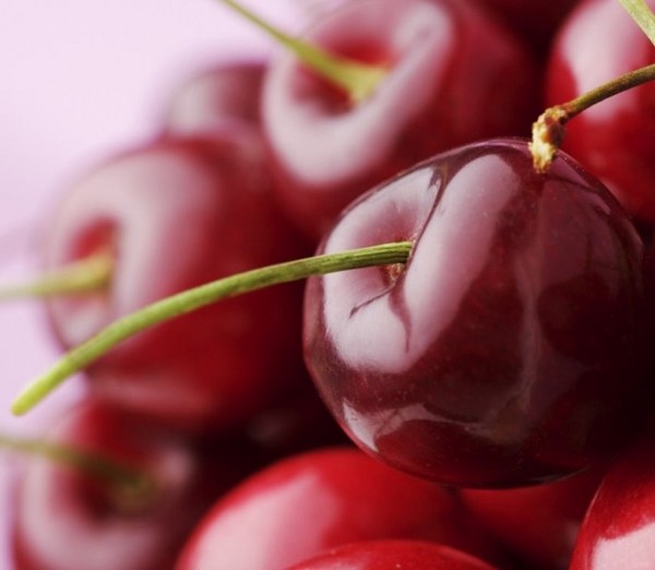 Homemade cherry wine, a simple recipe with vodka, without yeast. How to make cherry wine at home with a glove