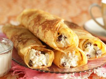 Cooking secrets: recipes for the most delicious stuffed pancakes with photos and videos