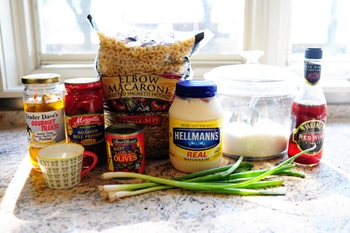 Italian cold macaroni salad