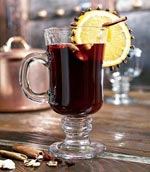 Mulled wine, fruit