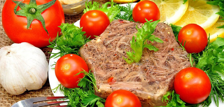 Recipes of a cold with photos taken step by step - from pork, shank, beef, chicken legs, with gelatin