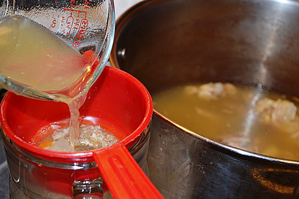 Recipes of a cold with photos taken step by step - from pork, shank, beef, chicken legs, with gelatin