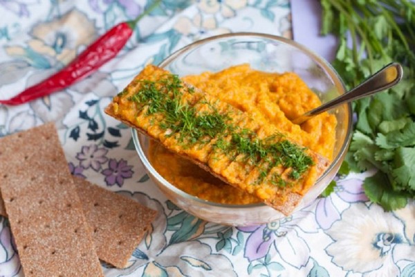 Caviar from zucchini - recipes with mayonnaise, pepper, through a meat grinder, in a multivariate