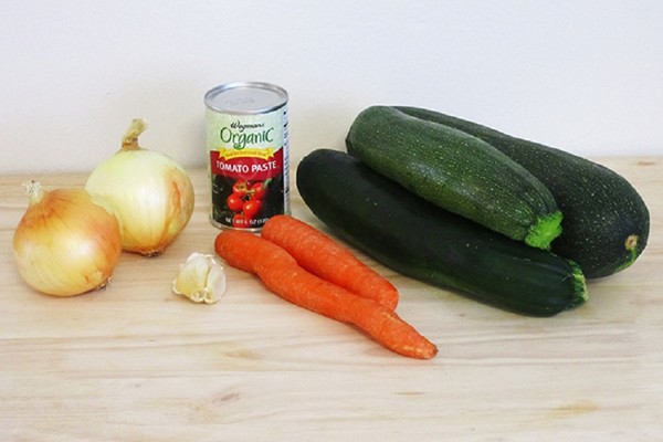 Caviar from zucchini - recipes with mayonnaise, pepper, through a meat grinder, in a multivariate