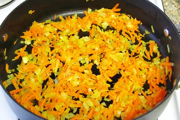 Caviar from zucchini - recipes with mayonnaise, pepper, through a meat grinder, in a multivariate