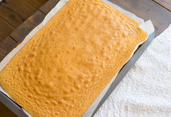 A refined recipe: a roll with creamy cream