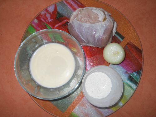 Pork in a creamy sauce in a multivark