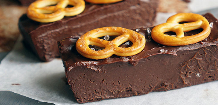 Exquisite pleasure: a recipe of chocolate dessert with salt