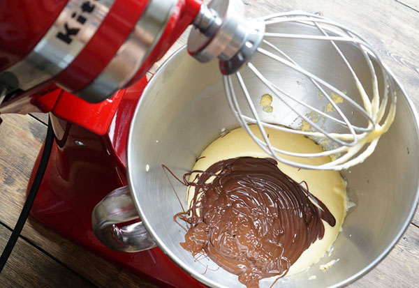 Exquisite pleasure: a recipe of chocolate dessert with salt