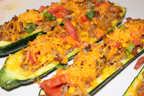 Tasty zucchini in the oven - recipes