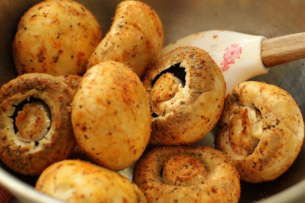 How to pickle mushrooms