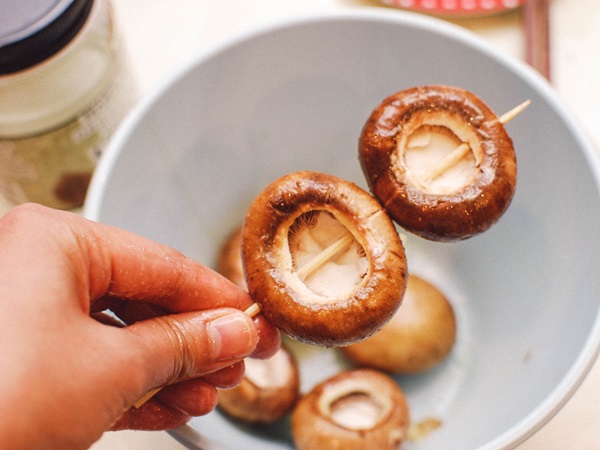 How to pickle mushrooms