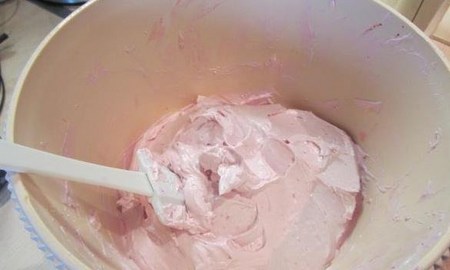 How to Make a Cream for Cappeycakes: Recipe for Butter, Chocolate and Protein Cream