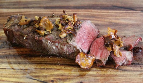How to cook chanterelles in a frying pan