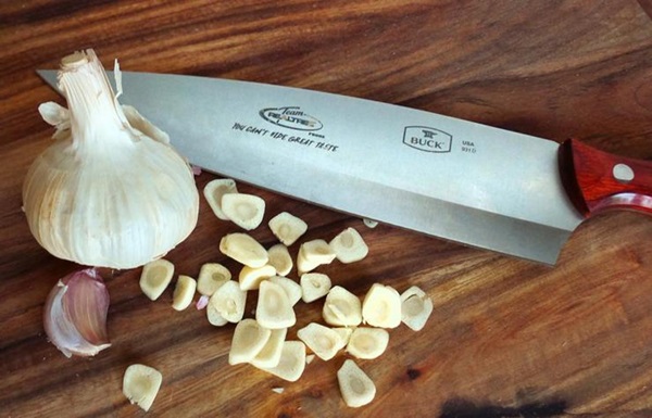 How to cook chanterelles in a frying pan