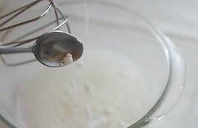 How to cook meringue, a delicious recipe with a photo