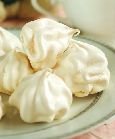 How to cook meringue, a delicious recipe with a photo