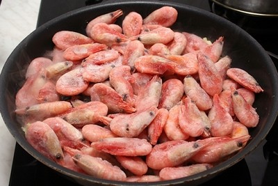 How to cook frozen shrimps