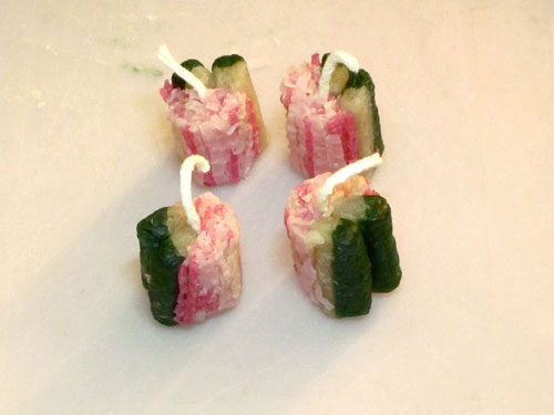 Combine crab meat and avocado