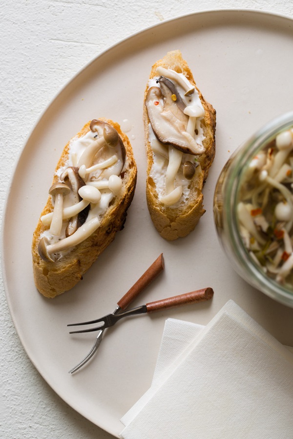 How to salt mushrooms for the winter