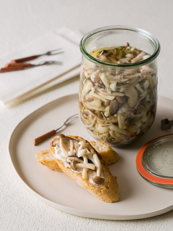 How to salt mushrooms for the winter