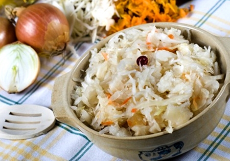 Cabbage with cucumber for the winter - photo salad recipe